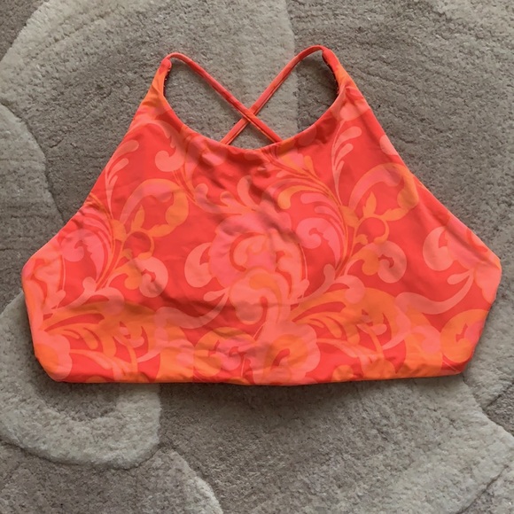 Maaji Other - Maaji Swirl Tulip Bikini Top XL